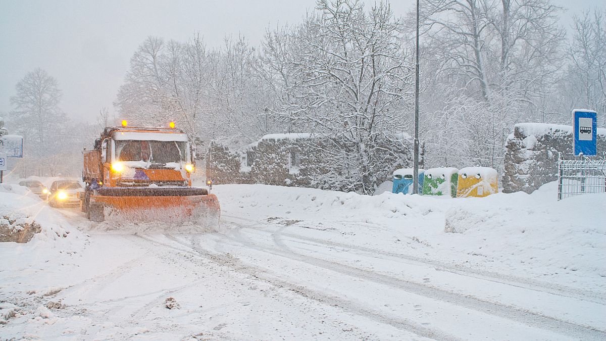 Knowing the snow plowing schedule can help you plan the time of moving in.